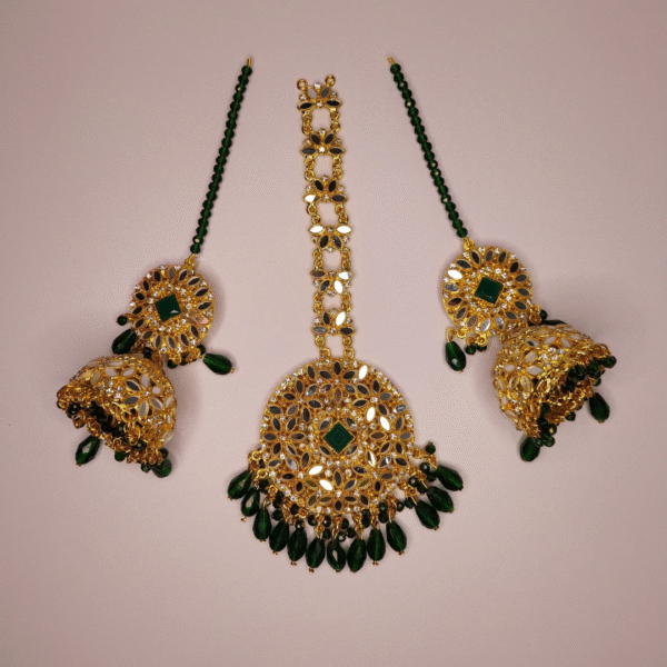 Shahi Traditional Indian Maang Tikka & Earrings Set – Green Kundan Stones – Gold Plated – Wedding & Festive Jewelry