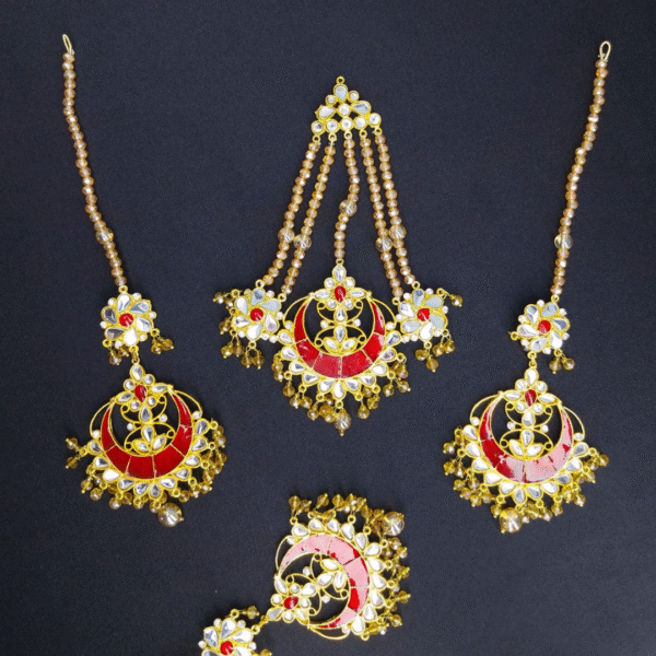 Traditional Kundan & Meenakari Jhumar, Tikka & Earrings Set – Pearl Style – Red Enamel & Gold Detailing – Bridal & Festive Wear